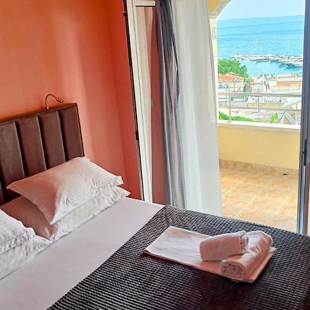 Villa Dm Baška Voda Buitenkant foto