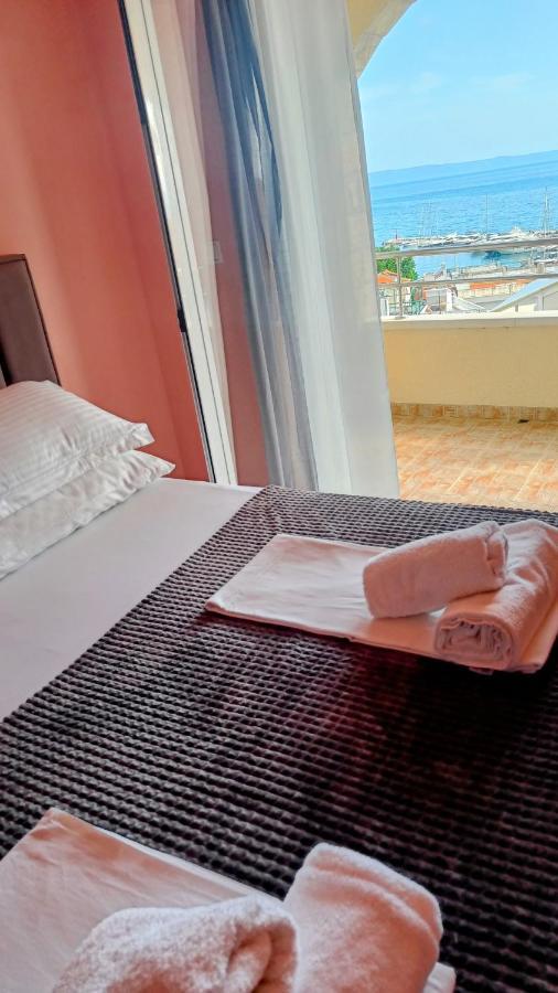 Villa Dm Baška Voda Buitenkant foto