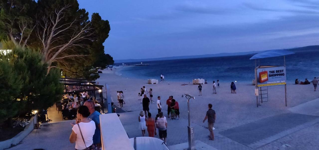 Villa Dm Baška Voda Buitenkant foto